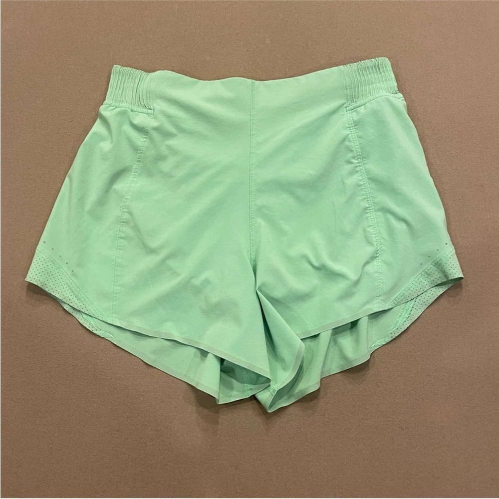 lululemon Hotty Hot High Rise Short 4” Special Edition Scream Green Light Size 8